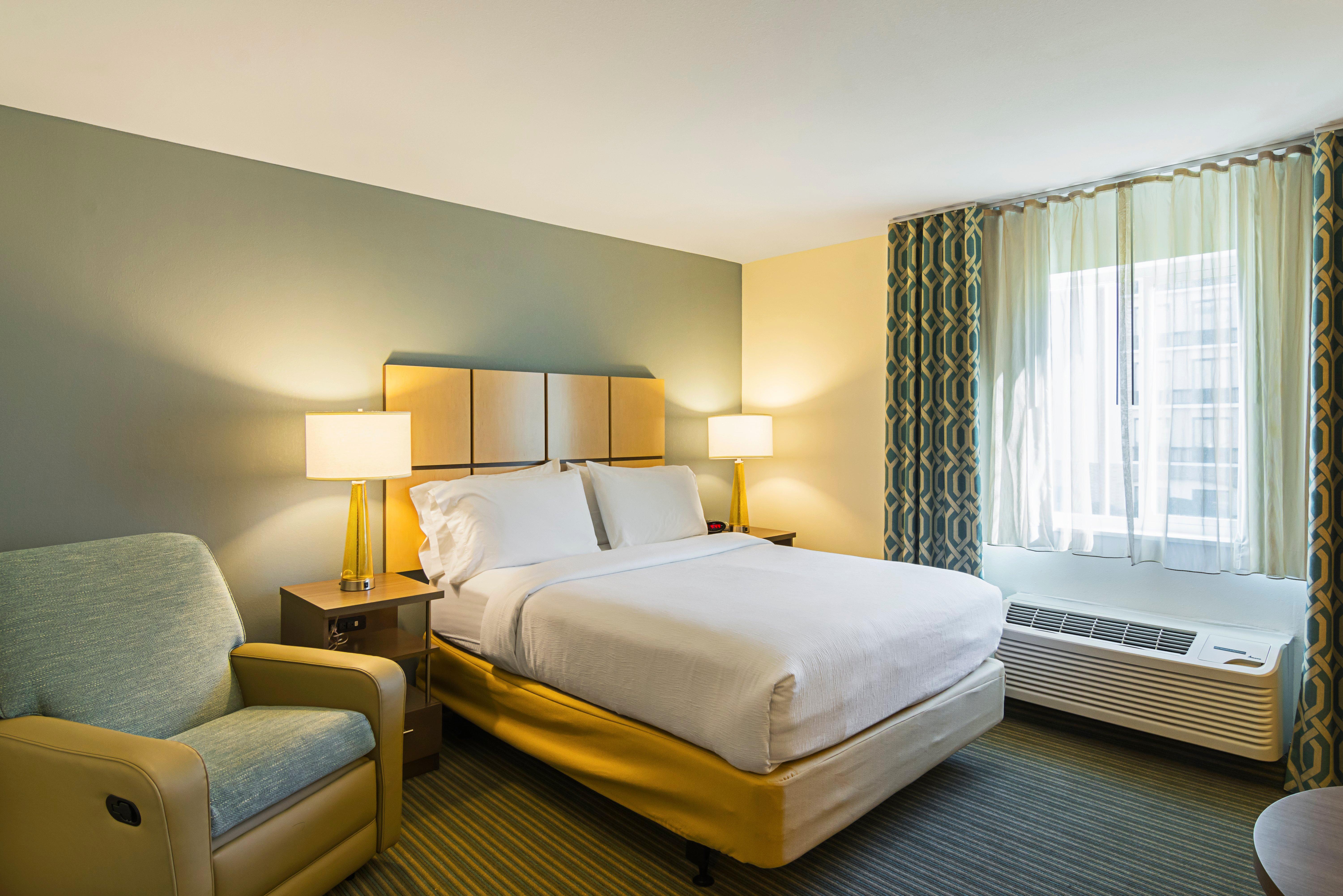 Candlewood Suites - Pensacola - University Area By Ihg Bagian luar foto