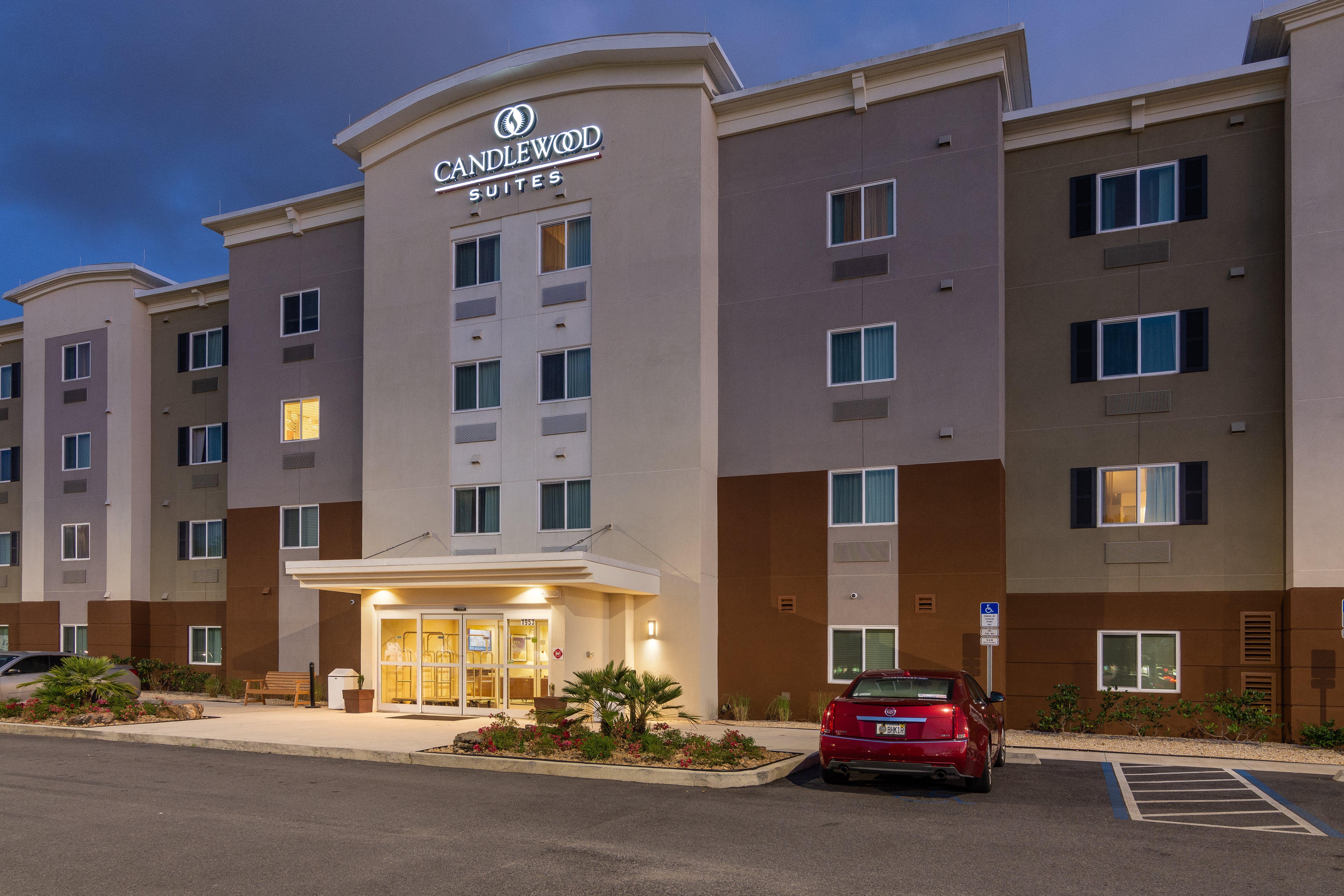 Candlewood Suites - Pensacola - University Area By Ihg Bagian luar foto