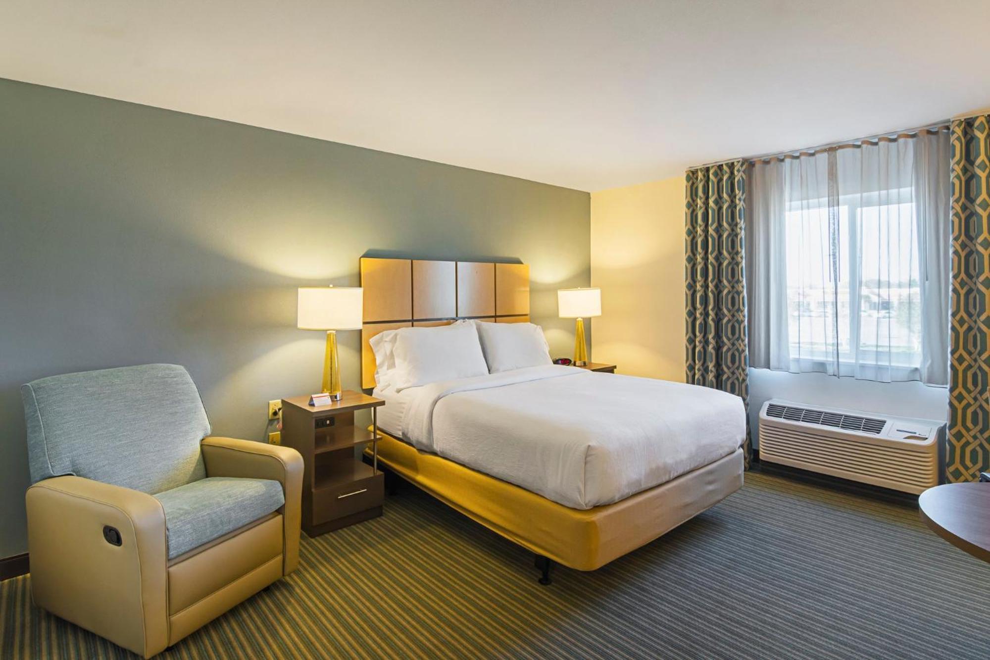 Candlewood Suites - Pensacola - University Area By Ihg Bagian luar foto