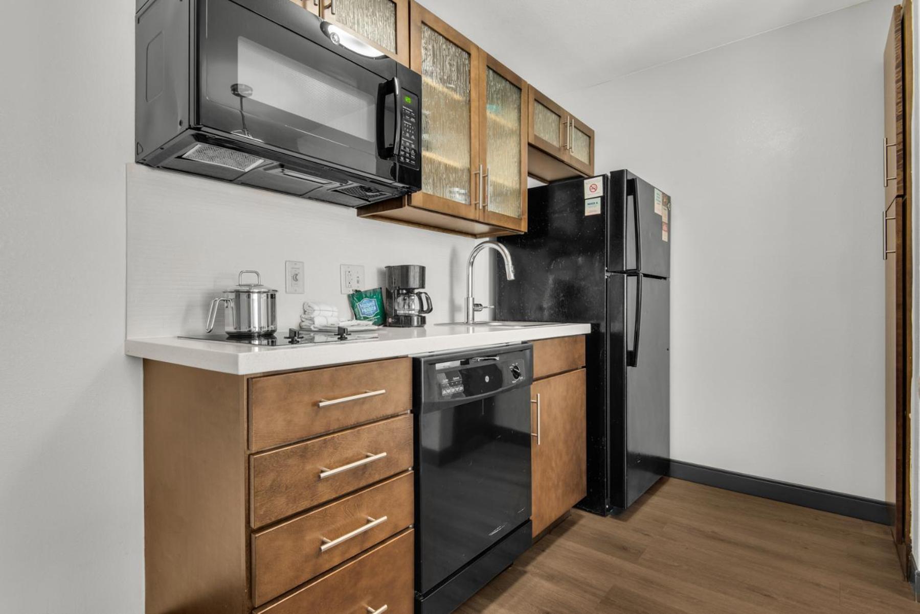 Candlewood Suites - Pensacola - University Area By Ihg Bagian luar foto