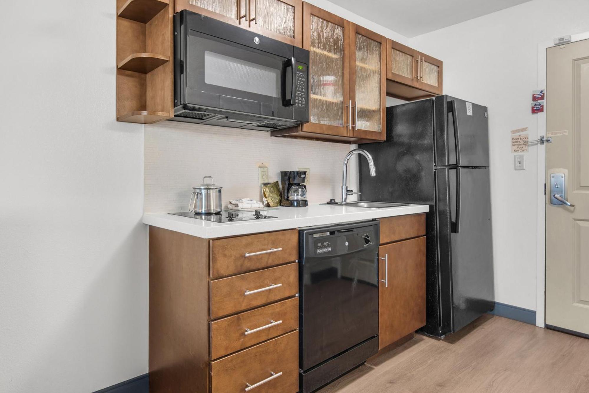 Candlewood Suites - Pensacola - University Area By Ihg Bagian luar foto
