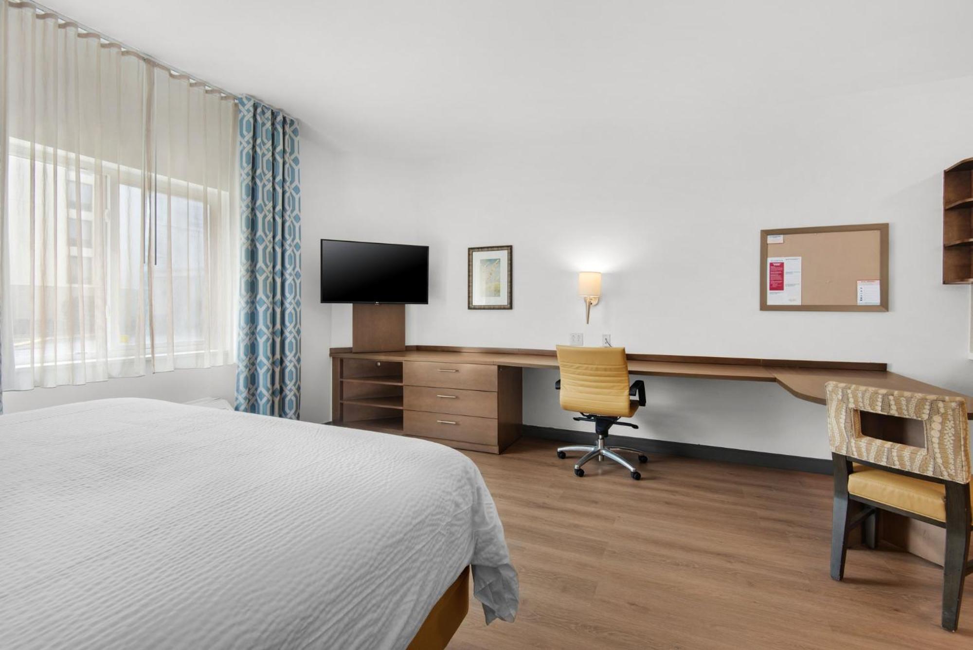 Candlewood Suites - Pensacola - University Area By Ihg Bagian luar foto
